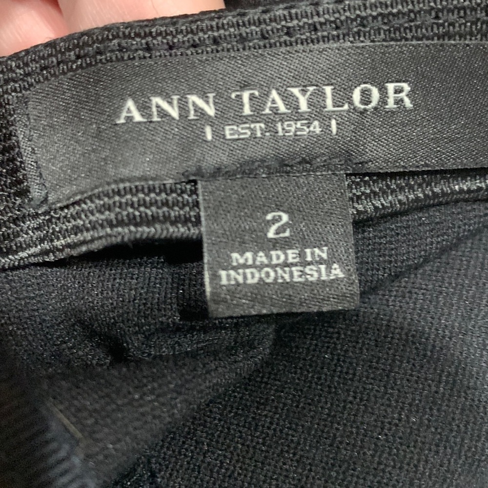 Ann Taylor skirt - Picture 4 of 8